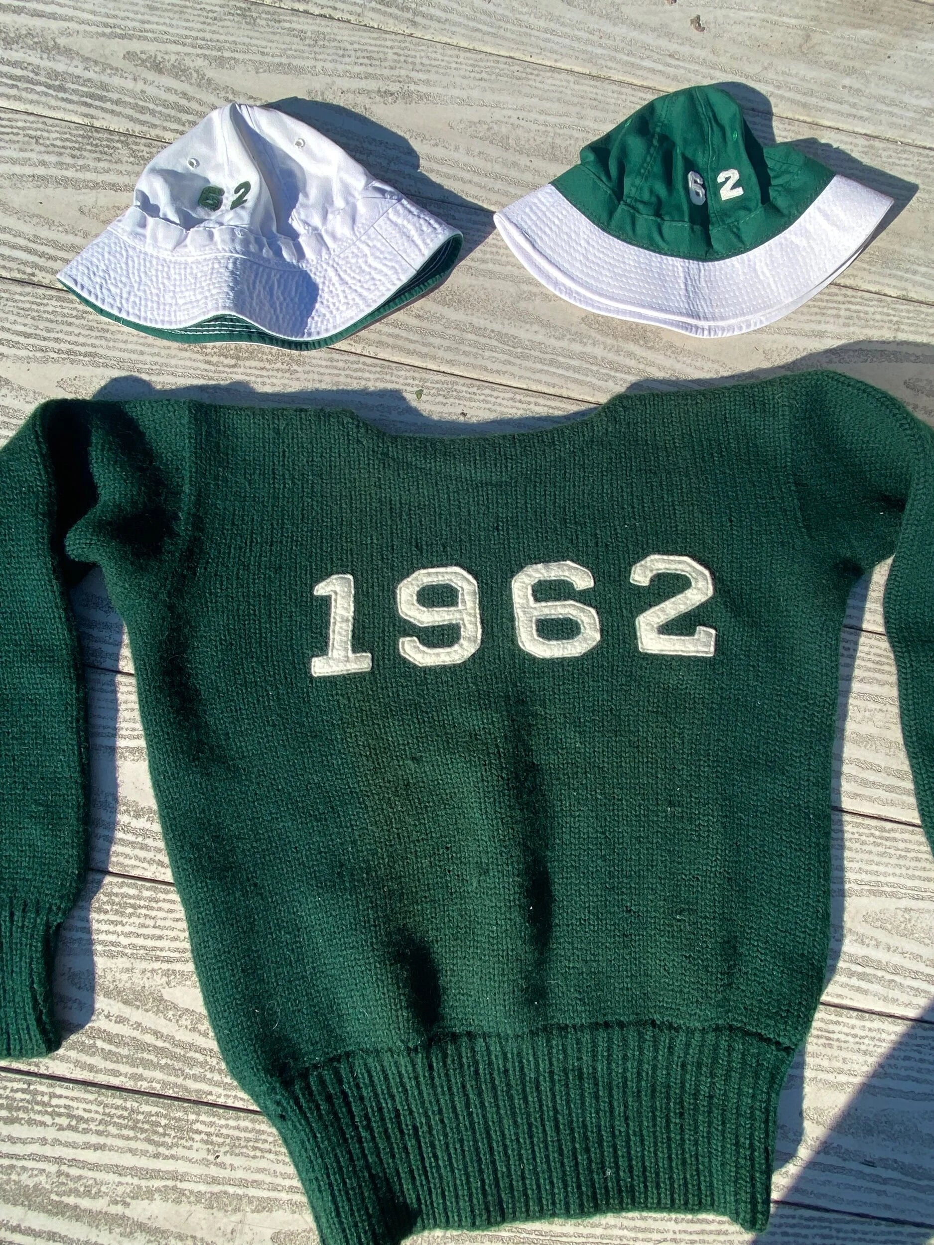 Vintage Dartmouth Green Take Ivy-Style Date Sweater 1962 - Size S/M