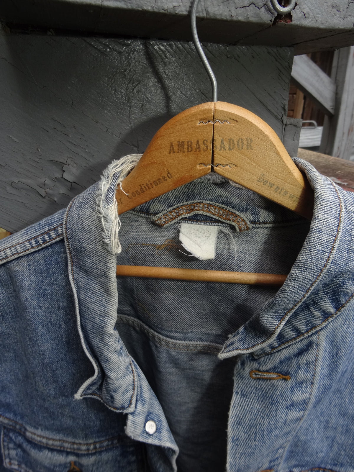 80s/90s Levi's Distressed Denim Trucker Jacket
